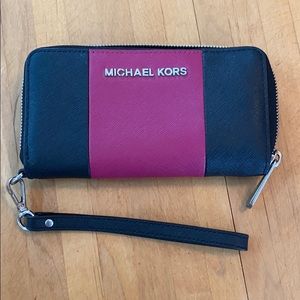 MK wristlet wallet